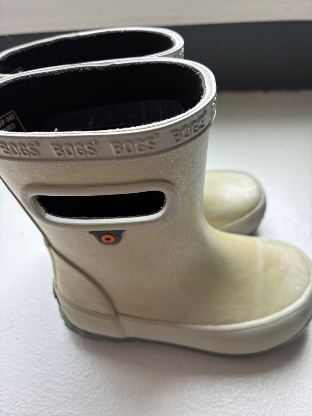 Bogs 11 Solid Waterproof Rain Boots with Pull Handles